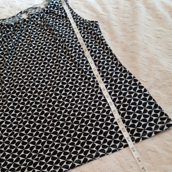 Banana Republic Sleeveless Blouse - Picture 5 of 6